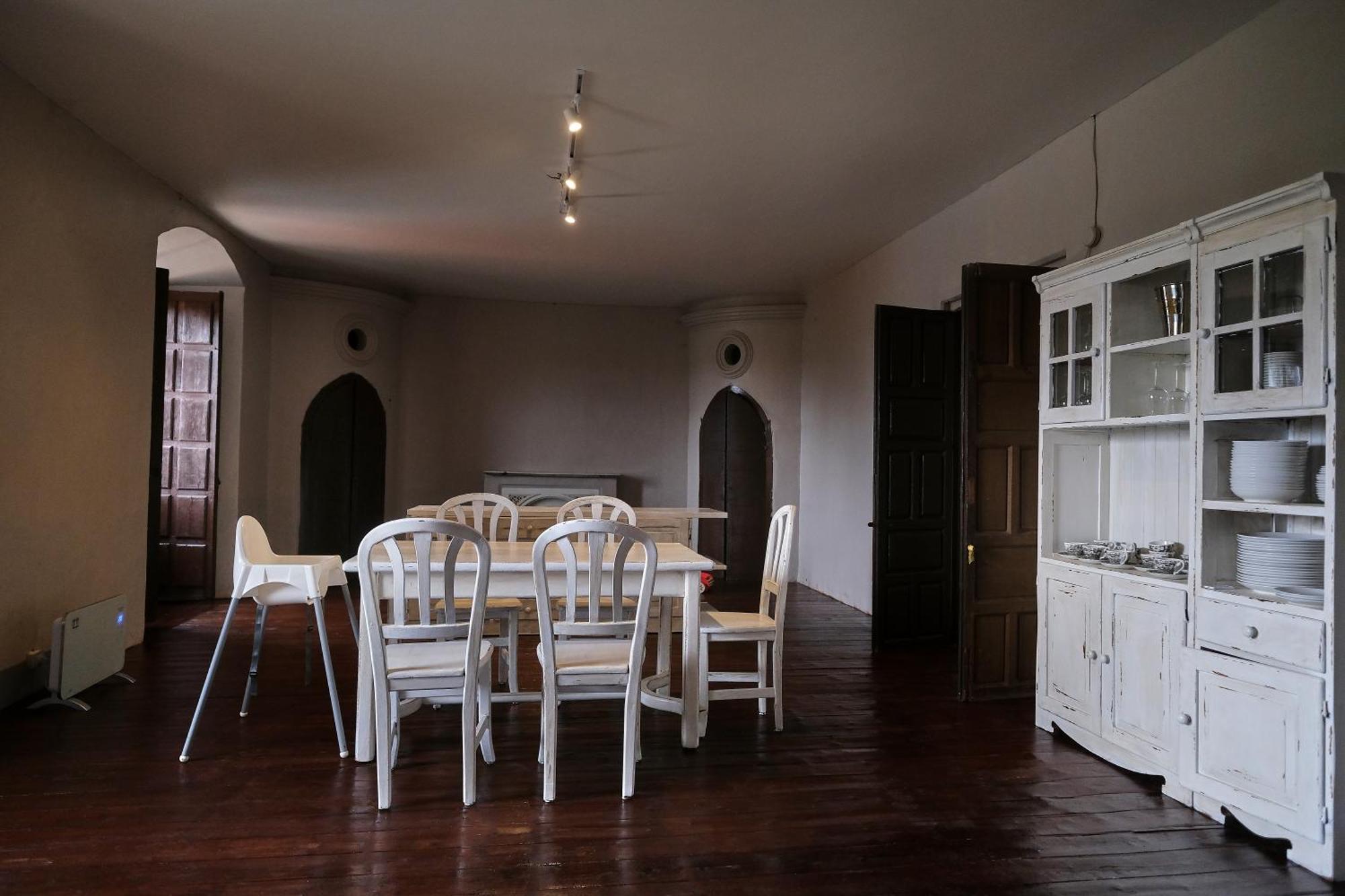 Casa Rural Palacio Conde De Aldana Con Piscina Entre Encinares Y Dehesas Terradillos Ngoại thất bức ảnh