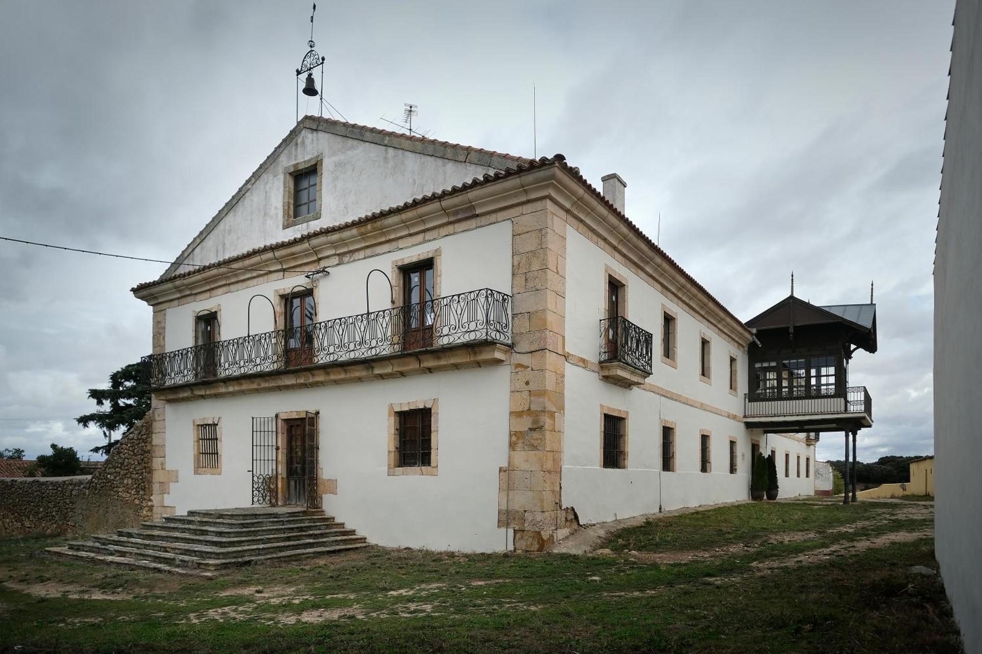 Casa Rural Palacio Conde De Aldana Con Piscina Entre Encinares Y Dehesas Terradillos Ngoại thất bức ảnh