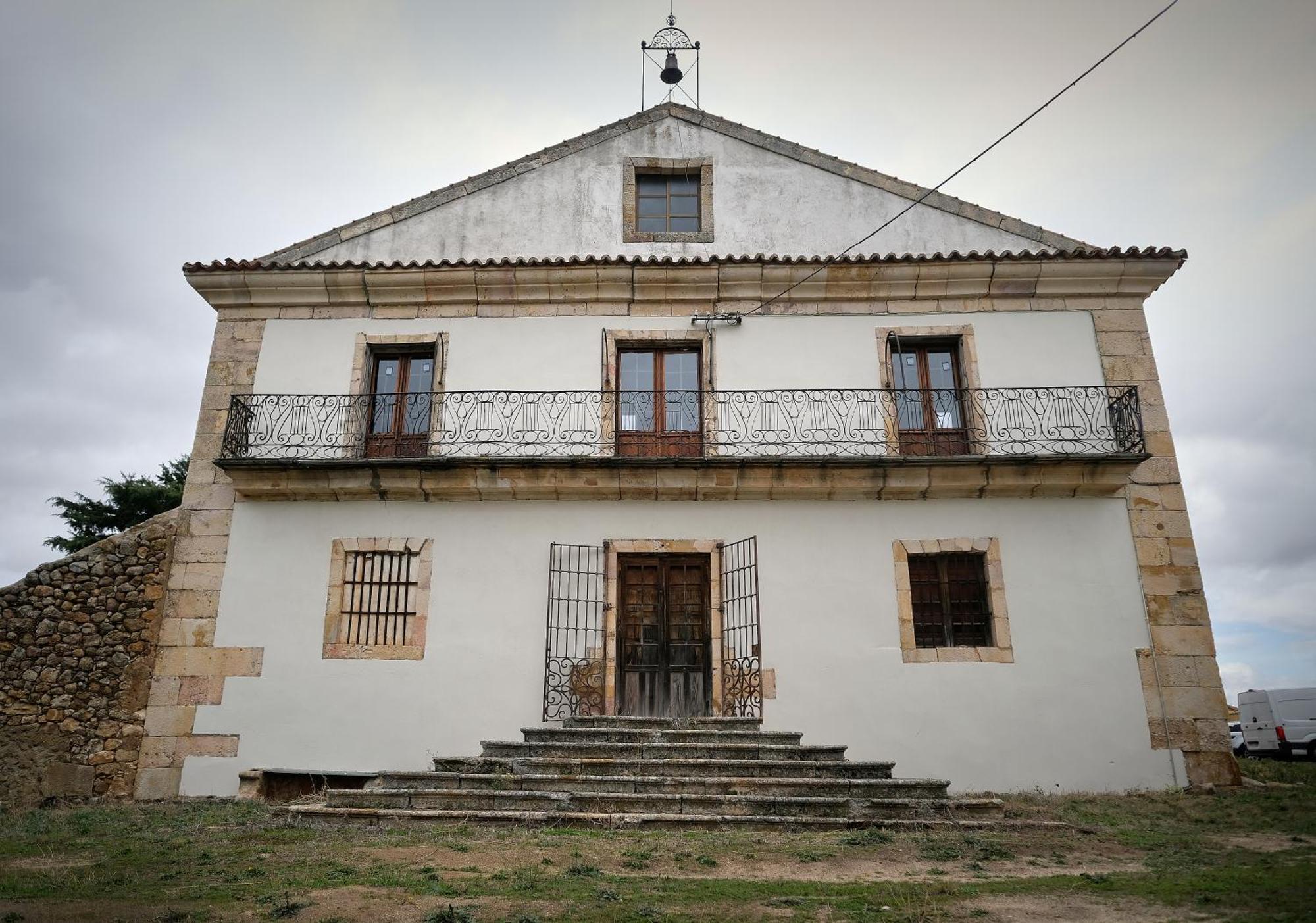 Casa Rural Palacio Conde De Aldana Con Piscina Entre Encinares Y Dehesas Terradillos Ngoại thất bức ảnh