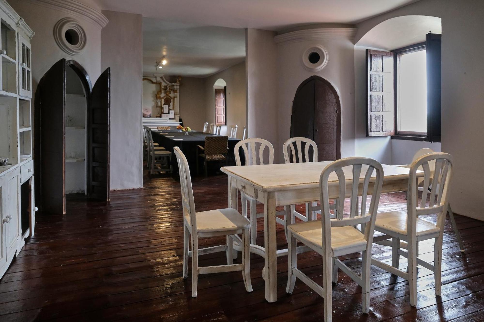 Casa Rural Palacio Conde De Aldana Con Piscina Entre Encinares Y Dehesas Terradillos Ngoại thất bức ảnh