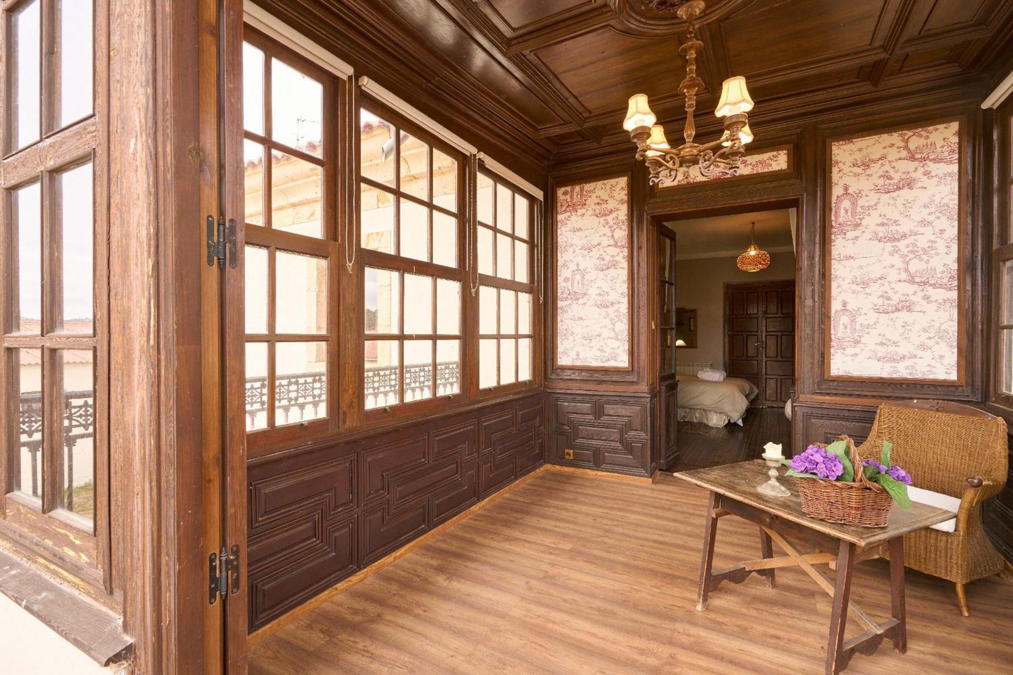 Casa Rural Palacio Conde De Aldana Con Piscina Entre Encinares Y Dehesas Terradillos Ngoại thất bức ảnh